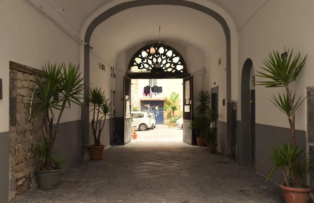 Varriale Apartaments 2,0 Free Parking For Small Cars Only-1